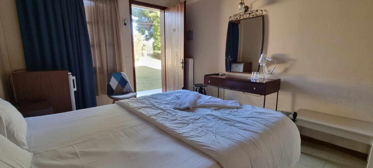 Avaton Hotel Lygourio Eksteriør billede